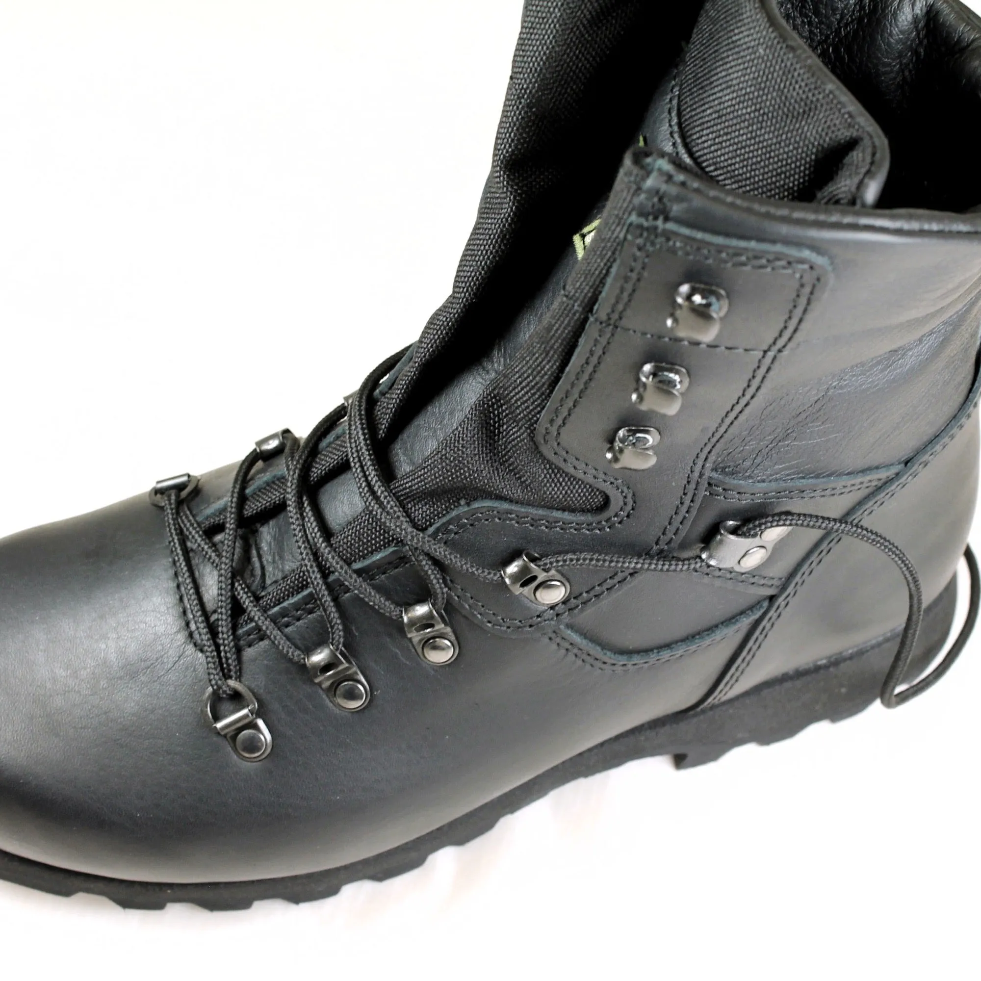 ALTBERG TABBING BOOT BLACK