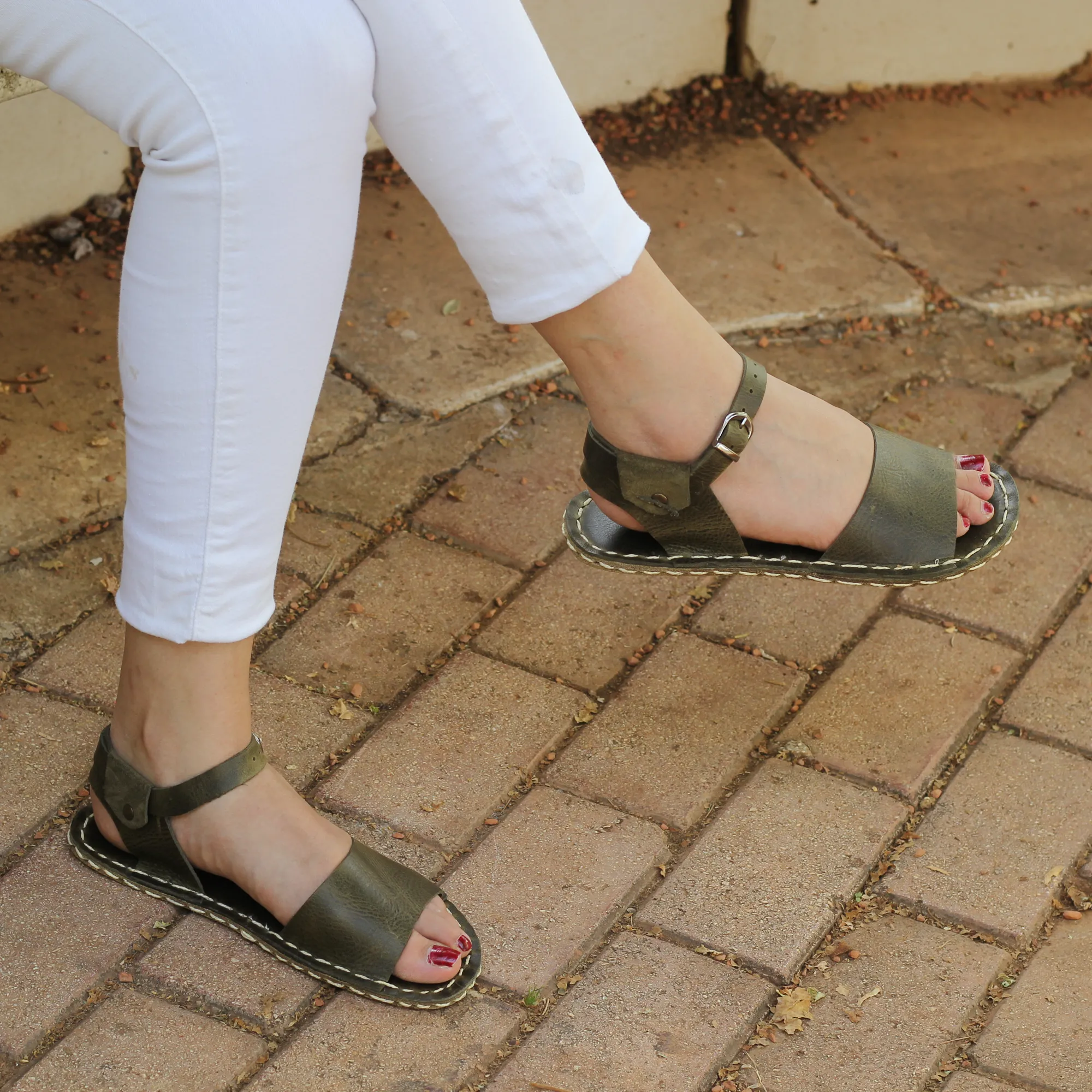 BAND Women's Olive Green Leather Barefoot Huarache Sandals