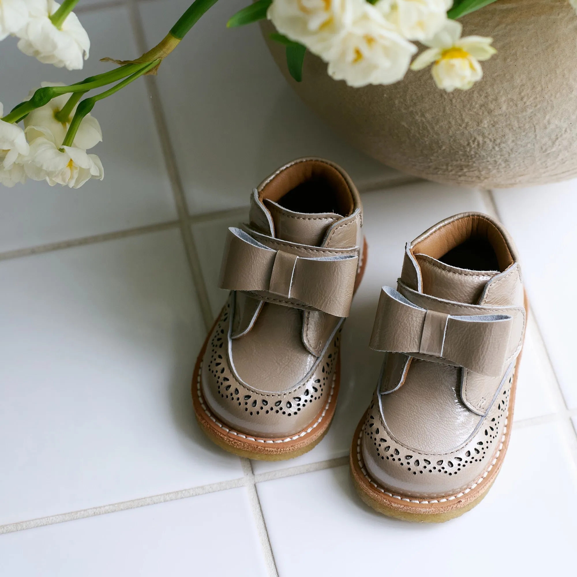 Bootie Velcro Bowy - beige