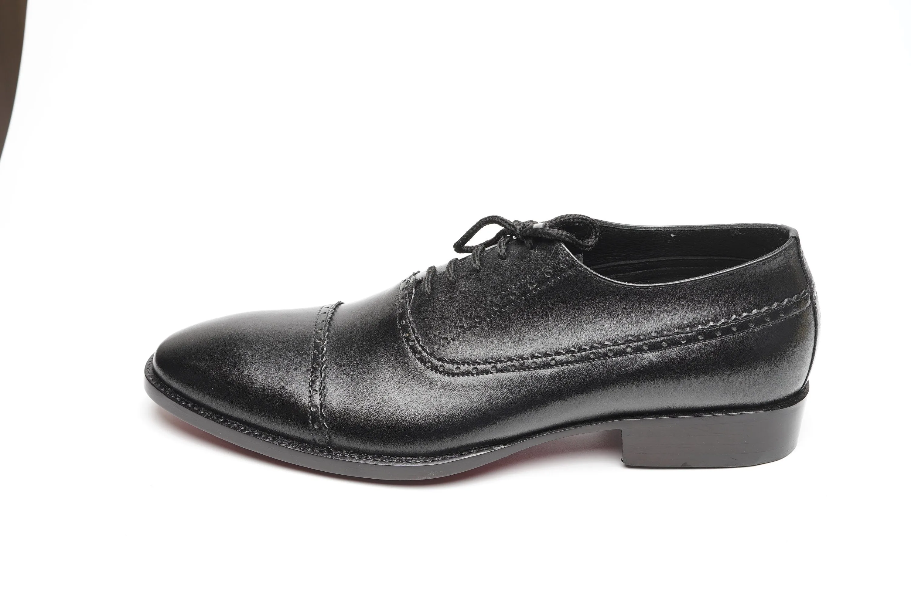 Real handmade Black Cap Toe Oxford Made of full Grain Natural Crust leather