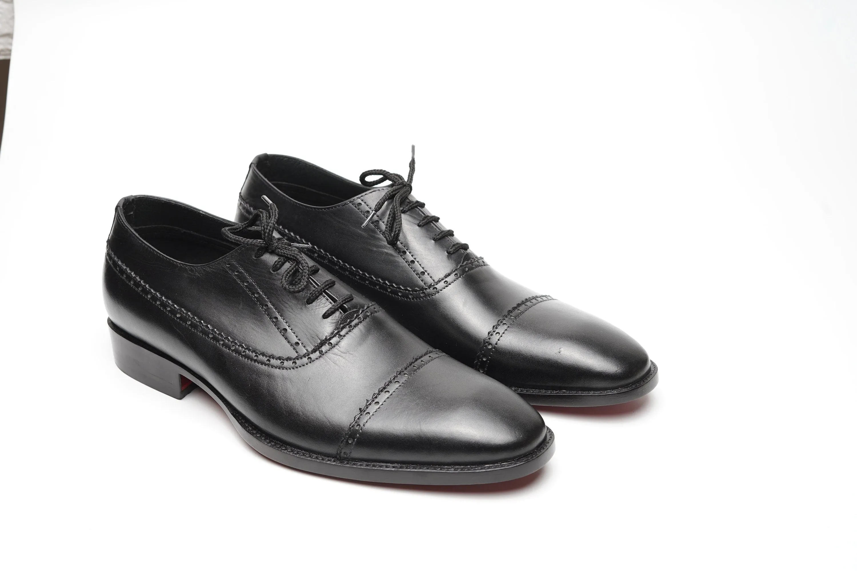 Real handmade Black Cap Toe Oxford Made of full Grain Natural Crust leather